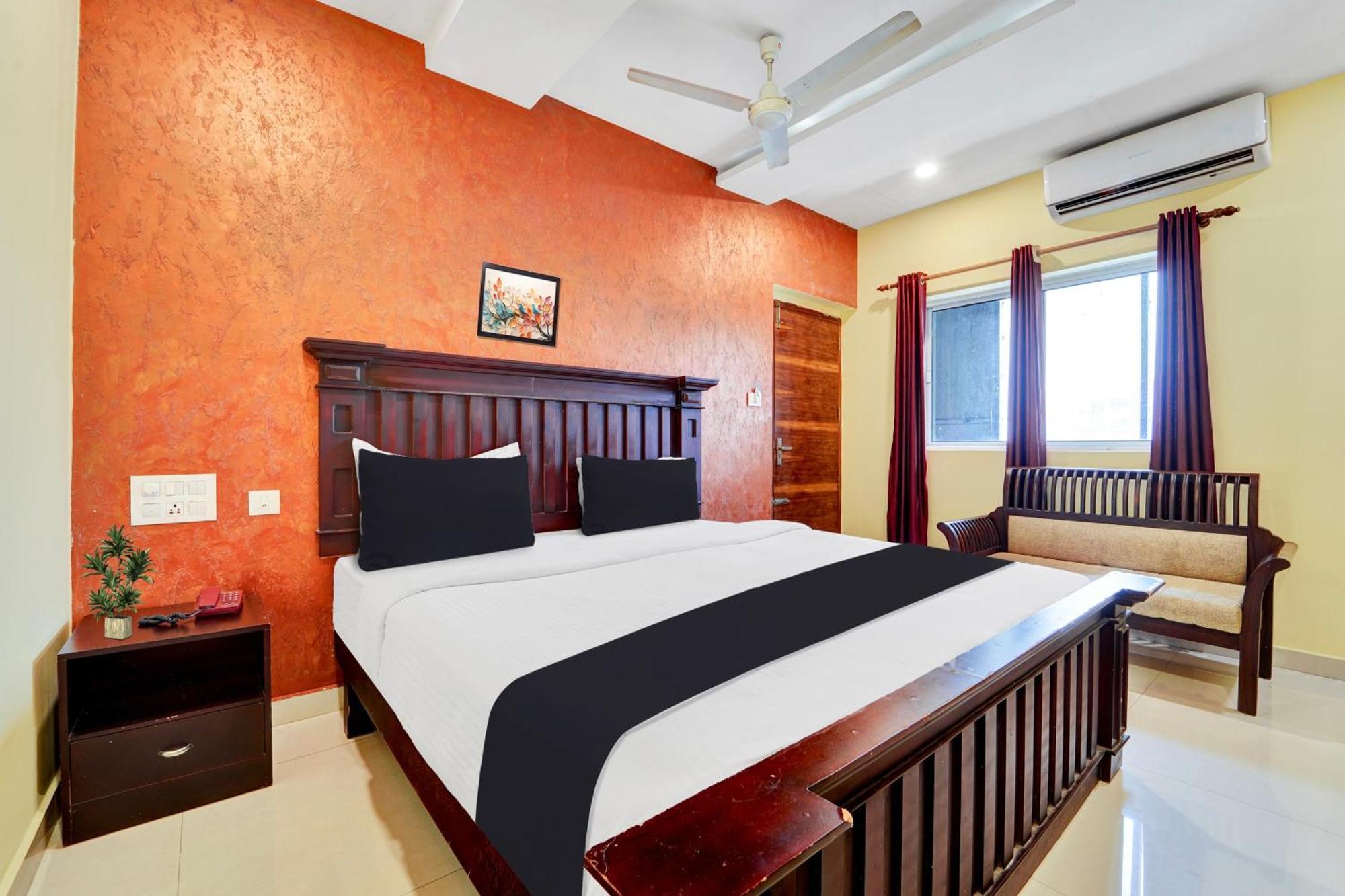 Hotel Super Townhouse Ernakulam North Kochi Exterior foto